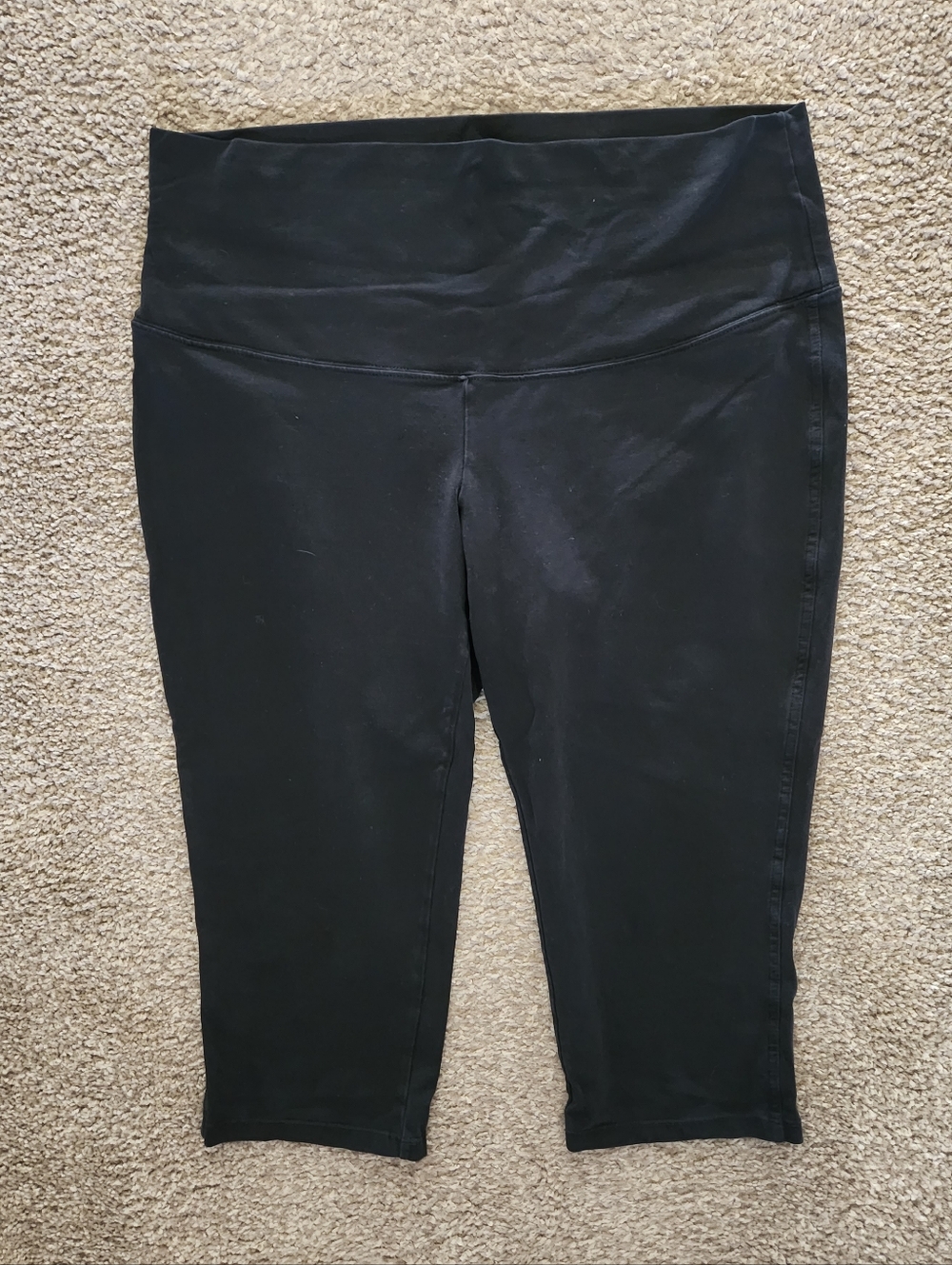 Capri Maternity Leggings